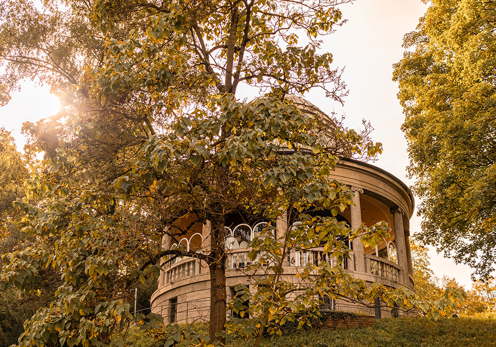 Teehaus im Weißenburgpark in Stuttgart.